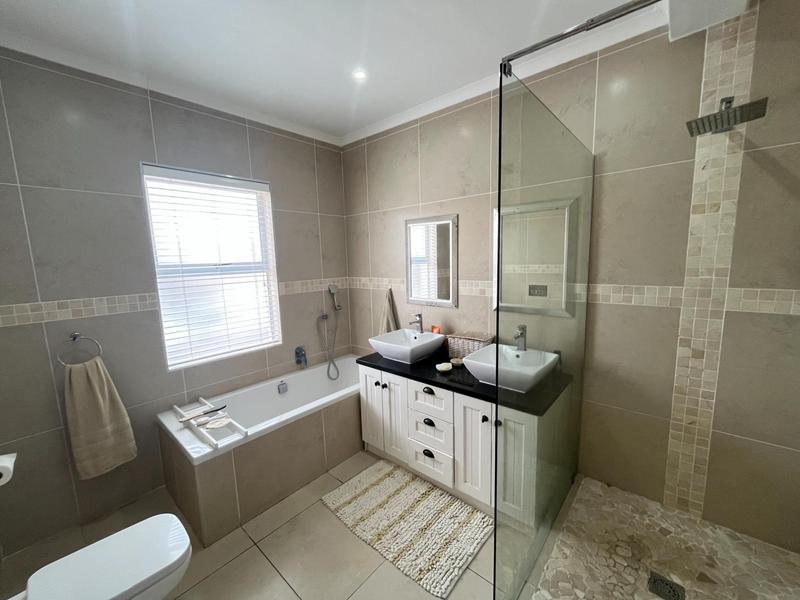 3 Bedroom Property for Sale in Port Owen Western Cape